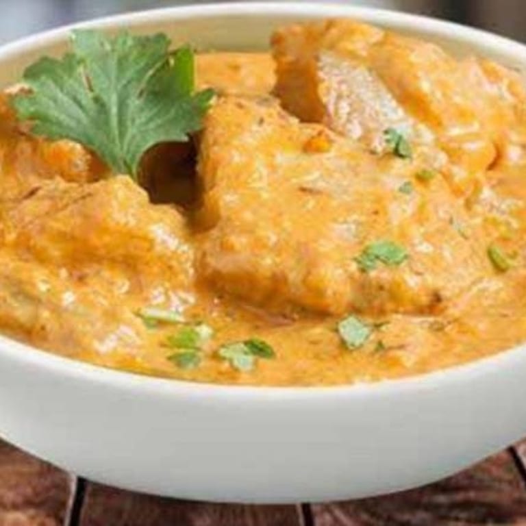Savor Your Lunch with Us